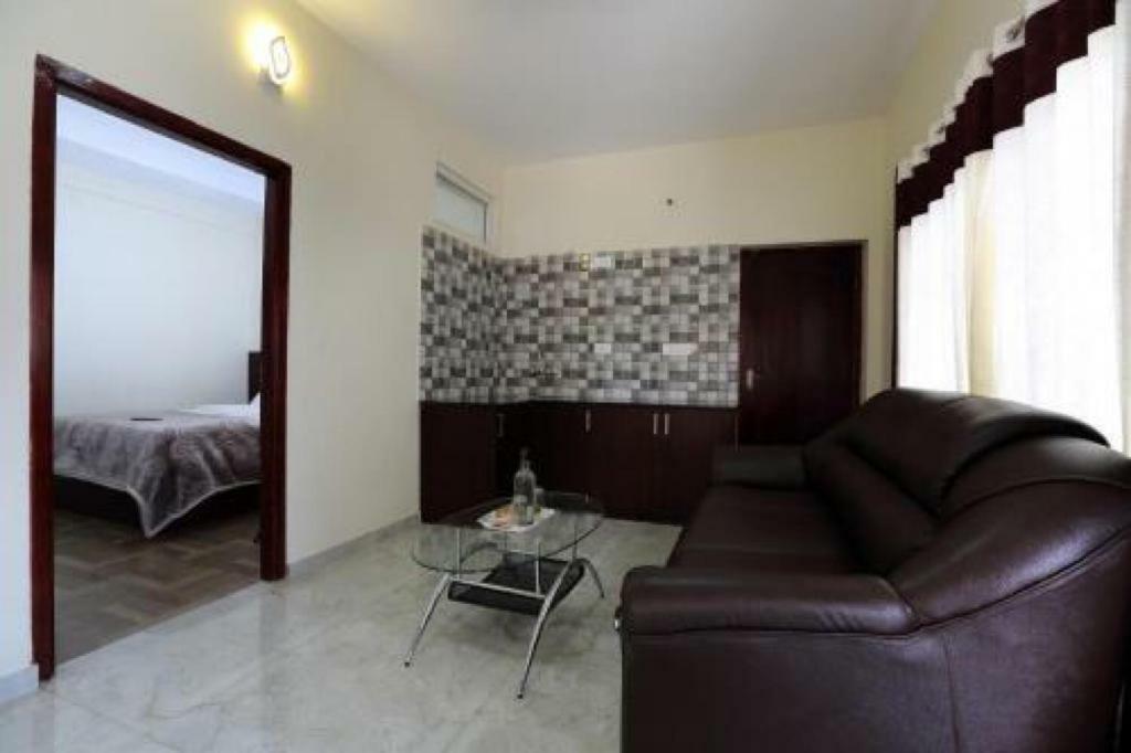 Pine Hill Suites Ooty Εξωτερικό φωτογραφία